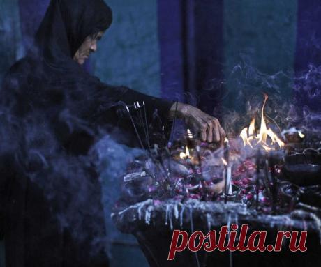 Как навести порчу на человека на любовь? Порча на семейные отношения. Как навести порчу на человека в домашних условиях самостоятельно 100% Порчи и сглазы