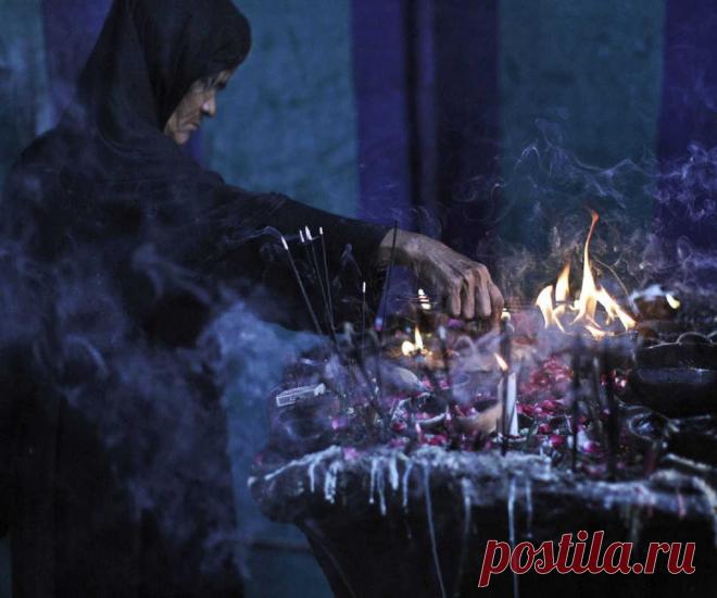 Как навести порчу на человека на любовь? Порча на семейные отношения. Как навести порчу на человека в домашних условиях самостоятельно 100% Порчи и сглазы