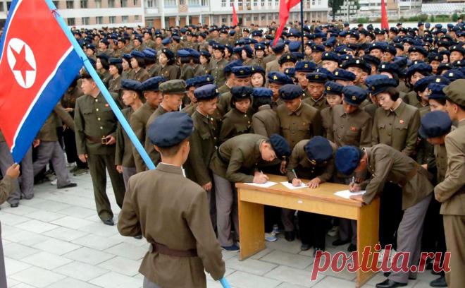 КНДР заявила о желании 1,4 млн «молодых мстителей» мобилизоваться в армию. Ранее на этой неделе Ким Чен Ын обвинил Сеул в запусках беспилотников с листовками, назвав это военной провокацией. 15 октября ККНДР подорвала дороги в Южную Корею. Теперь Пхеньян объявил о желании 1,4 млн человек вступить в армию