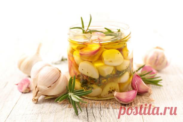 ТАК ЧЕСНОК ВЫ ЕЩЕ НЕ ГОТОВИЛИ | Рецепт Чеснока Конфи – 🍅🧂 | Кушай и Слушай | Яндекс Дзен