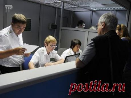 Приставы будут оперативнее открывать границу для расплатившихся должников