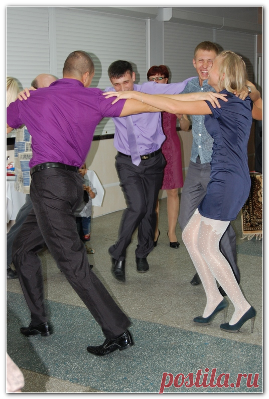 Серпантин идей - Танцевальные конкурсы на корпоратив 23 Февраля и 8 Марта // Подборка зажигательных танцевальных развлечений для корпоративных и дружеских вечеринок