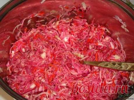 Вкусный салатик из капусты за 2 часа 


 
ИНГРЕДИЕНТЫ

Капуста белокочанная (вилок не очень большой,но я строгаю полную кастрюлю 4-5 л)
Морковь — 2 шт
Лук красный (можно и обычный) — 2 шт
Свекла свежая (для цвета,небольшая) — 1 шт
Сахар-…