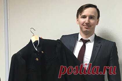 Российский судья насмерть сбил ползущего по дороге мужчину. Федеральный судья в Казани насмерть сбил ползущего по дороге мужчину. 3 августа около десяти часов вечера на Мамадышском тракте он ехал на своем автомобиле Audi A4 и сбил мужчину, который полз по пешеходному переходу. От полученных травм тот скончался на месте. На момент аварии судья был трезв.