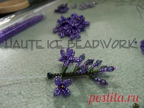 Finally, after what seems like a very long Winter and a nearly non-existent Spring here in Minnesota, the lilacs are blooming! Just in time for opening of the largest consumer bead show in the…