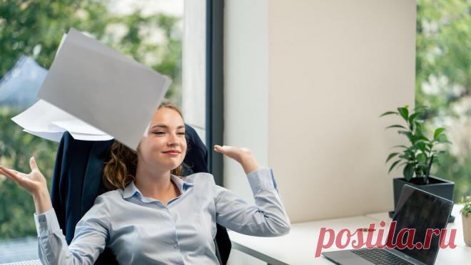 Каждый второй россиянин отказывается от карьерного роста из-за страха потерять стабильность. Большинство — 48% — россиян не согласятся на повышение в должности, если для этого нужно отказаться от привычных льгот, корпоративных программ и других элементов соцпакета, обеспечивающих финансовую стабильность. Такие данные ...