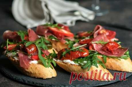Бутерброды с хамоном и вялеными помидорами — Домашняя кулинария