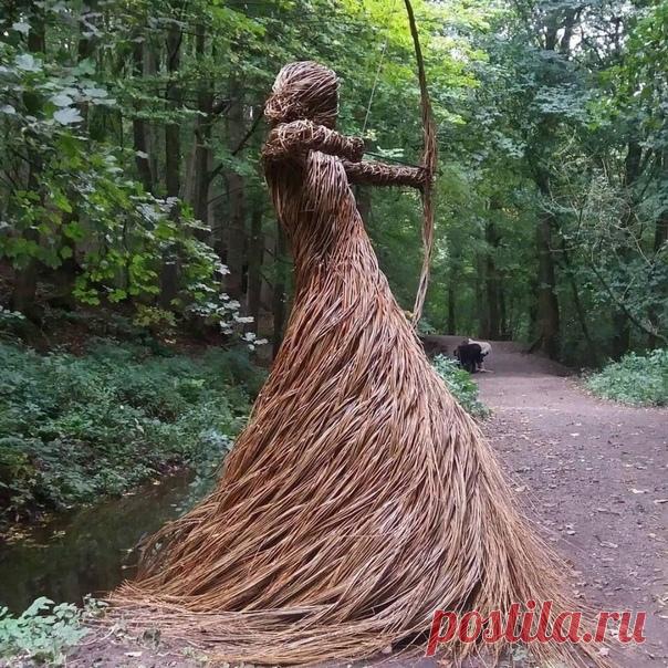 Зaворaживaющaя работa настоящего мастера. Сделали же такое.