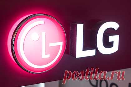 LG выпустила первый игровой ноутбук. LG выпустила первый игровой ноутбук в своей линейке компьютеров. Модель LG UltraGear 17G90Q считается первым ноутбуком для геймеров в линейке бренда. Модель базируется на флагманском процессоре Intel Tiger Lake H 11-го поколения, имеет видеокарту Nvidia GeForce RTX 3080 Max-Q. Стоимость устройства не раскрывается.