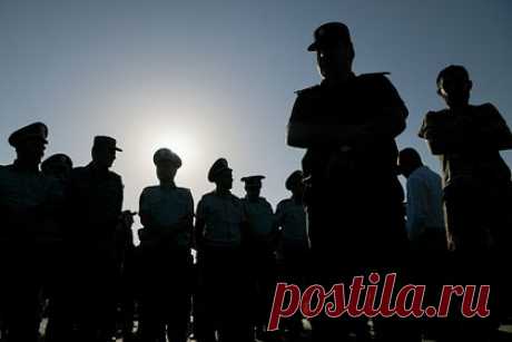 В Армении ситуацию на границе назвали стабильной. Минобороны Армении назвало ситуацию на границах страны по состоянию на 14:00 «относительно стабильной» на фоне начала Азербайджаном антитеррористических мероприятий в Нагорном Карабахе (Арцахе). Ранее 19 сентября об их начале проинформировали в Минобороны Азербайджана. Жители Степанакерта сообщили об артобстреле.