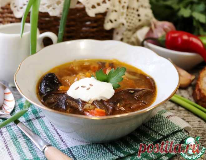 Щи с сухими грибами и черносливом – кулинарный рецепт