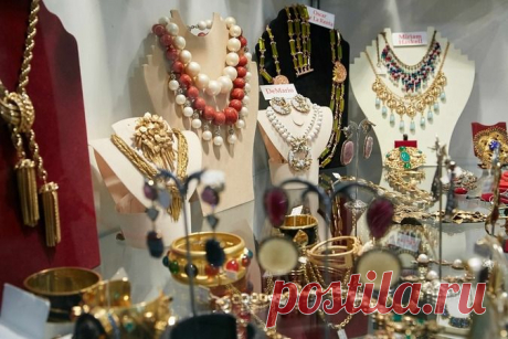 XIV выставка «Бижутерия от винтажа до наших дней» пройдёт в Москве с 20 по 22 ноября 2015 года (11:00 - 21:00) по адресу: «Амбер Плаза», Краснопролетарская улица, 36, м. «Новослободская» | Intermoda.Ru - новости мировой индустрии моды и России