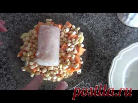 Быстрый рецепт рыбы с овощами в микроволновке.