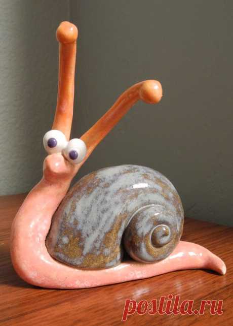Sally the Snail @Wabisabi Green #ceramicart #ceramics #snailart