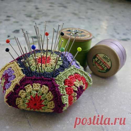 КРАСИВЫЕ ИГОЛЬНИЦЫ, СВЯЗАННЫЕ КРЮЧКОМ