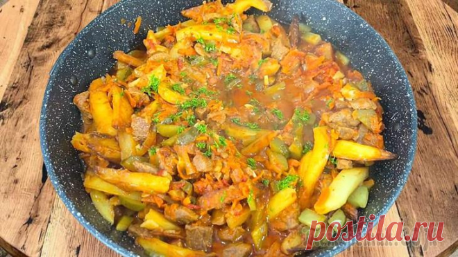 Азу по-татарски с солеными огурцами, картошкой и мясом