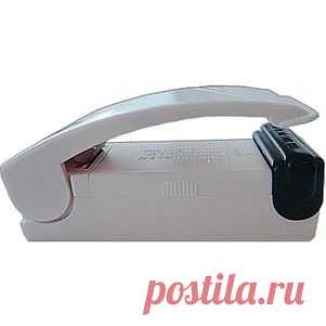 Мини запайщик пакетов MINI Ручной запайщик пакетов MINI используется для запанивания пищевых пакетов для сохранения свежести еды и защиты от обветривания.
Ручной запайщик пакетов MINI применяется в магазинах, мини-маркетах, а также на складах различного типа, а так же в домашнем хозяйстве.
Особенности ручного запайщика пакетов MINI:
Мгновенно нагревается.
Прочный сварной шовю
Воздухонепроницаемая и водонепроницаемая упаковка хороша для продовольственного хранения.
Прост в применении
Очень