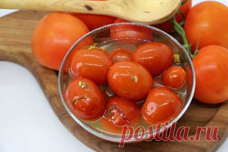 Помидоры, засоленные в ведре: доступные рецепты вкусной заготовки на зиму | О Фазенде. Загородная жизнь | Дзен