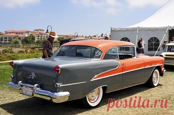 (254) 1955 Oldsmobile Super 88 Holiday - coral & gray metallic --- Dana Point 107 by Pat Durkin - Orange County, CA, via Flickr | Oldsmobile ´40s & ´50s