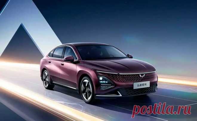 Wuling Xing Guang: гибридный седан из Китая за 12 550 долларов