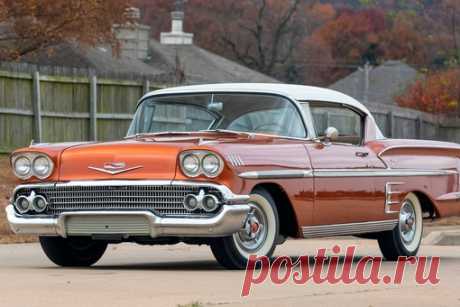 1958 CHEVROLET IMPALA