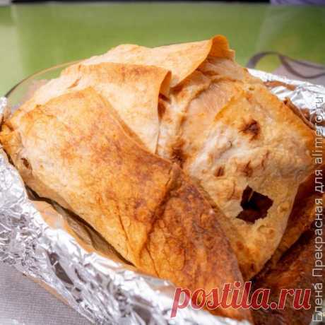 👌 Курица запеченная в лаваше с сыром и томатами, рецепты с фото Наиболее удачный рецепт приготовления запеченной в лаваше курицы с сыром и помидорами, которая приятно удивит своим замечательным вкусом!

Ингредиенты на рецепт приготовления запе...