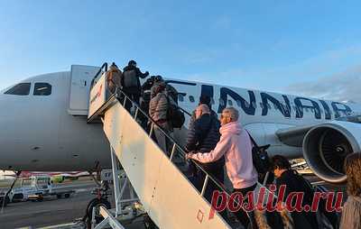 Авиакомпания Finnair объяснила отказ перевозить пассажиров с российскими паспортами. Пресс-секретарь компании Сиву Аалтонен сообщила, что Finnair при перевозке граждан РФ следует указаниям погранслужбы