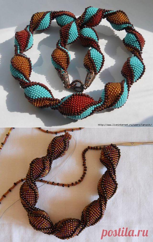 Вязаные бусы-жгут "Трюфельные конфетки"