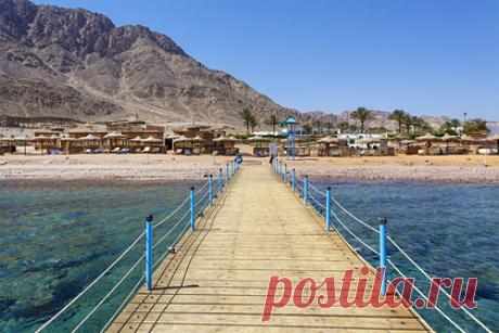 Стало известно о строительстве нового роскошного курорта рядом с Шарм-эш-Шейхом. Власти Египта запланировали строительство нового роскошного комплекса для отдыха вблизи известного курортного города Шарм-эш-Шейх. Уточняется, что соглашение о возведении комплекса подписано компаниями Al-Montazah Tourism and Investment Company и Imac Aqaba. Новый объект станет аналогом Эль-Гуны в Хургаде.