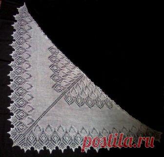 Вяжем нежную ажурную шаль «Лебедушка» спицами