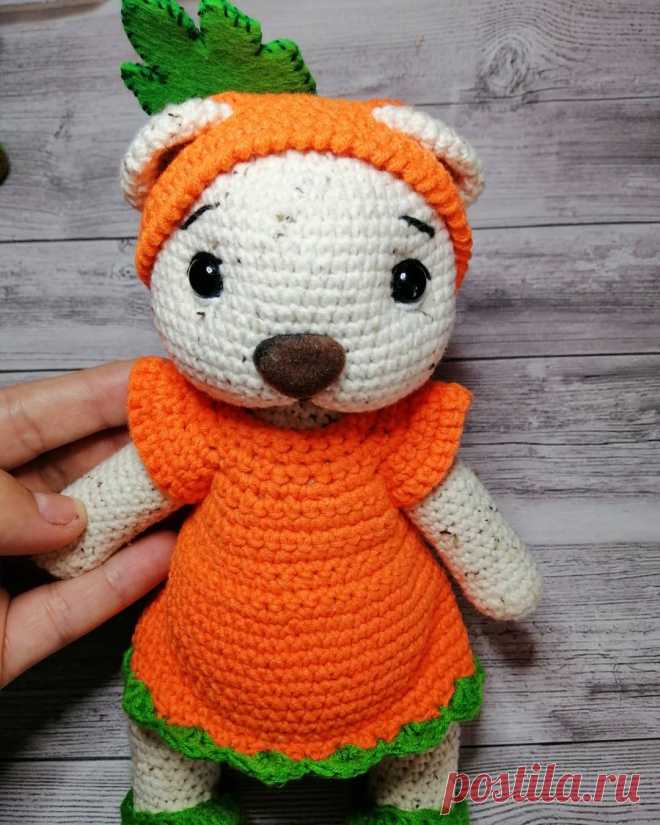 PDF Мишка "Тыковка" крючком. FREE crochet pattern; Аmigurumi animal patterns. Амигуруми схемы и описания на русском. Вязаные игрушки и поделки своими руками #amimore - медведь, медвежонок, мишка в костюме тыквы.