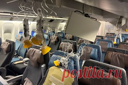 Пассажир Singapore Airlines описал турбулентность фразой «начался настоящий ад»