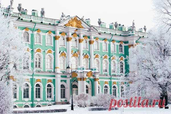 Коллекция Эрмитажа и жизнь Зимнего дворца в мини-группе (с билетами) в Санкт-Петербурге - цена 2750 ₽