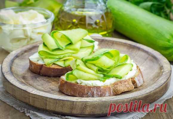 Простые и вкусные рецепты блюд из кабачков: вафли, киш и многое другое