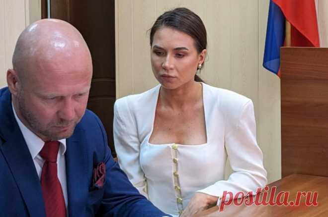 Mash: оперативники начали проверять блогершу Лерчек в апреле 2022 года. В это время муж Валерии Чекалиной перевел за границу миллион долларов.