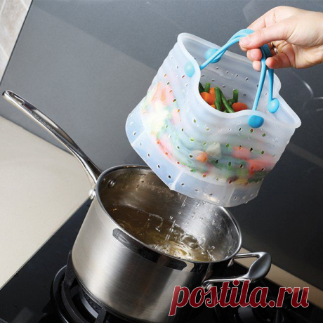 Корзинка для варки овощей. Интересная находка - воду сливать не нужно, она сама выливается через дырочки. $25 USD
