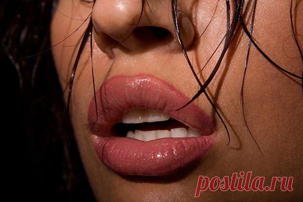 Как увеличить губы без пластических операций: 3 эффективных рецепта