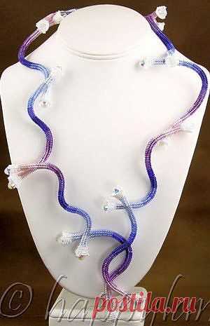 Бисероплетение. Жгут в технике ндебеле Автор  Claudia.