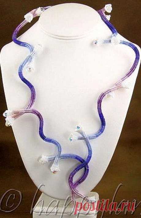 Бисероплетение. Жгут в технике ндебеле Автор  Claudia.