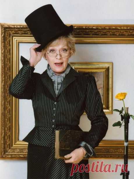 ivi.ru - На редкость урожайный день сегодня. Чудесной Ким...