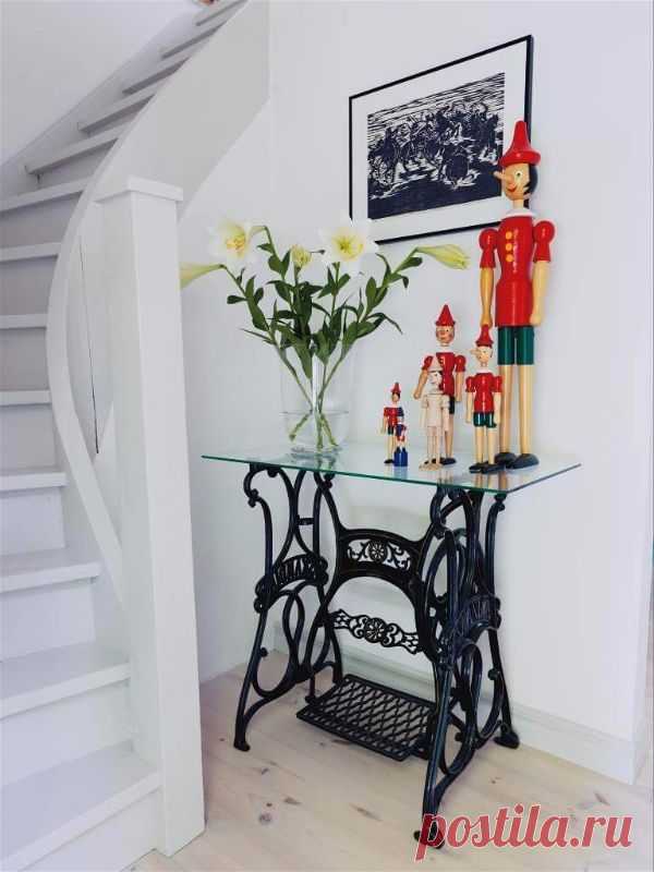 Вторая жизнь старой швейной машинки / Я - суперпупер