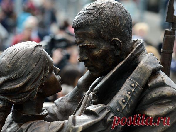 Марш «Прощание славянки». Этой музыке уже больше 100 лет.