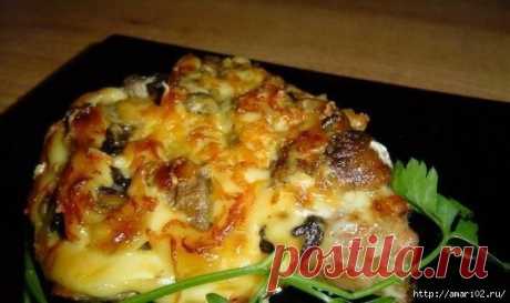 Куриная отбивная под овощами.
