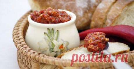 Как готовят аджику разные народы.