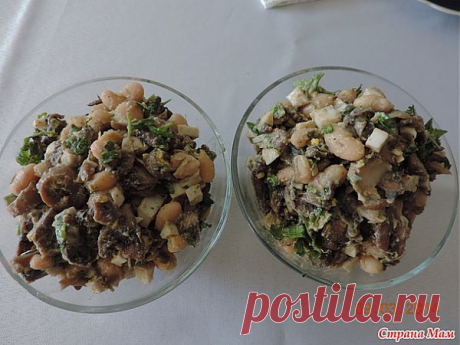 Салат из фасоли и грибов (без майонеза)