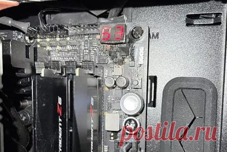 Материнские платы Asus сгорели из-за конденсатора. Массовый выход из строя новых материнских плат от Asus мог спровоцировать неправильно расположенный компонент оборудования. Журналисты обратили внимание на жалобы некоторых пользователей материнских плат Asus ROG Maximus Z690 Hero. По словам потребителей, оборудование перестает работать из-за сгоревших транзисторов.