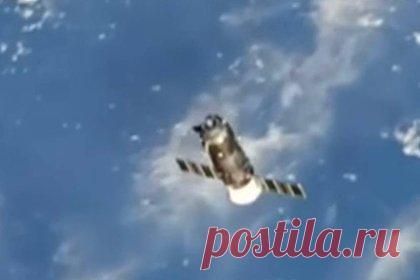 Российский космический корабль «Прогресс» затопили в Тихом океане. Космический грузовой корабль «Прогресс МС-22», отстыковавшийся от МКС, был успешно сведен с орбиты, вошел в атмосферу Земли и разрушился. «Несгоревшие элементы конструкции корабля упали в несудоходном районе южной части Тихого океана», — говорится в сообщении госкорпорации «Роскосмос».