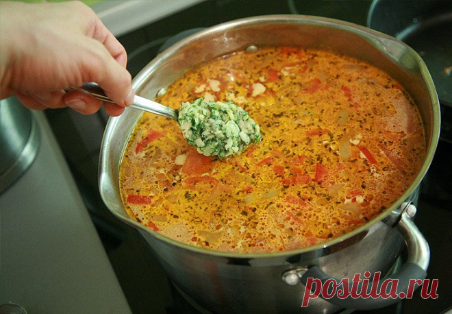 Рецепт настоящего украинского борща с секретным ингредиентом. Вкуснющий борщ как у бабушки.