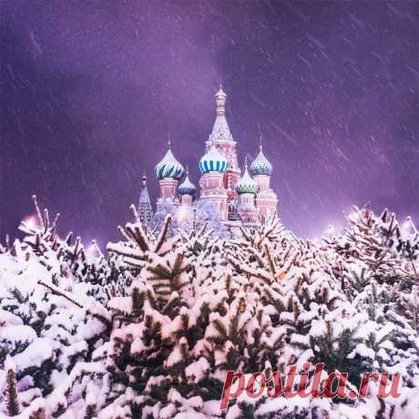 Новогодние и рождественские праздники принесут Москве рекордное количество туристов.