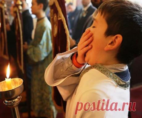 Почему, когда читаешь молитву, начинаешь зевать? Зевота – простейший процесс организма, который в нормальных условиях не вызывает тревоги и воспринимается, как нечто вполне естественное. Часто случается,